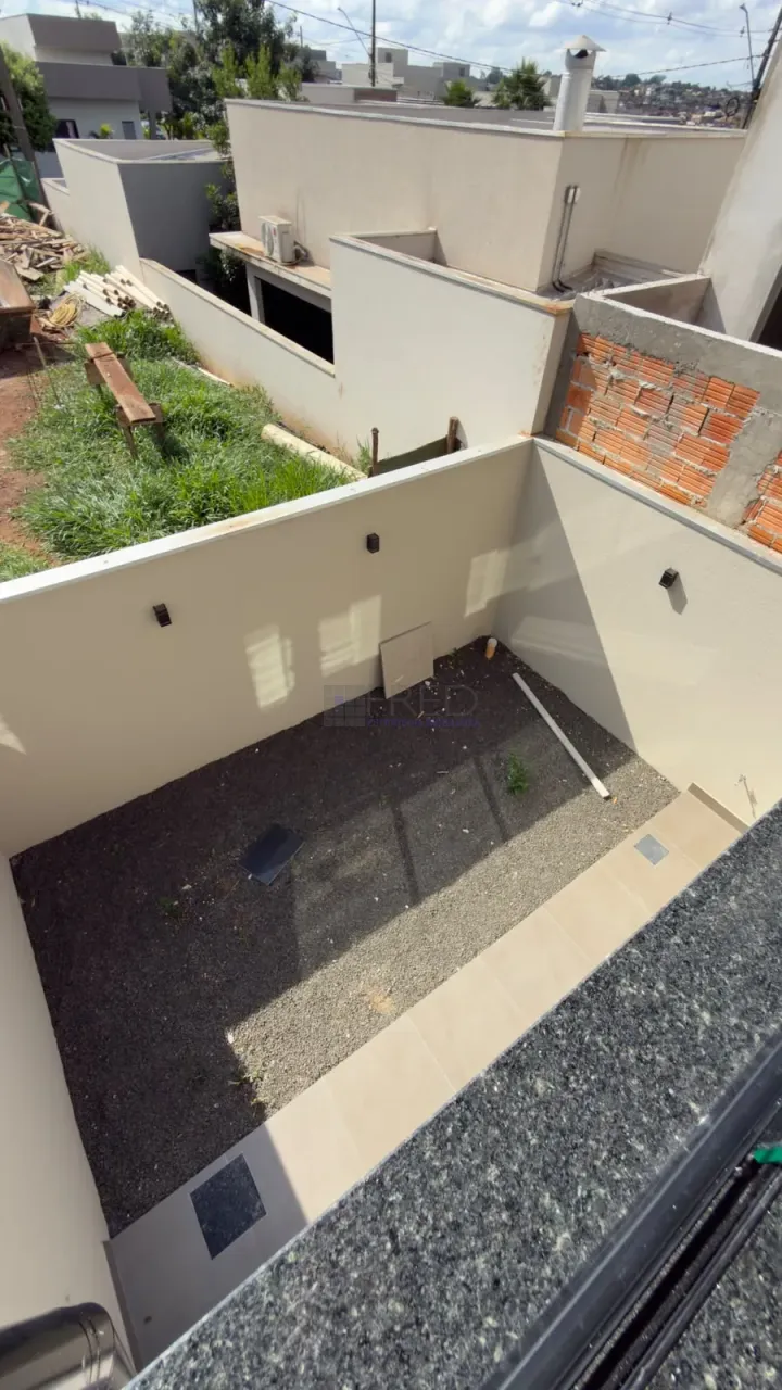Imagens do imóveis RESIDENCIA A VENDA - CONDOMINIO MORADA DAS FLORES - ROSAS