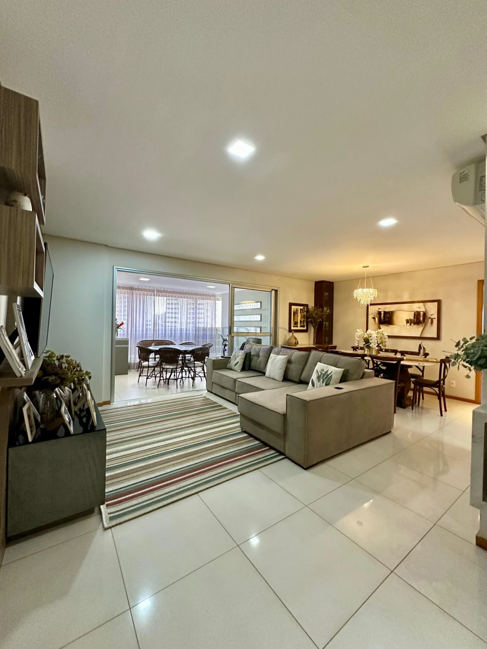 APARTAMENTO A VENDA NO EDIFÍCIO FERNANDO PESSOA