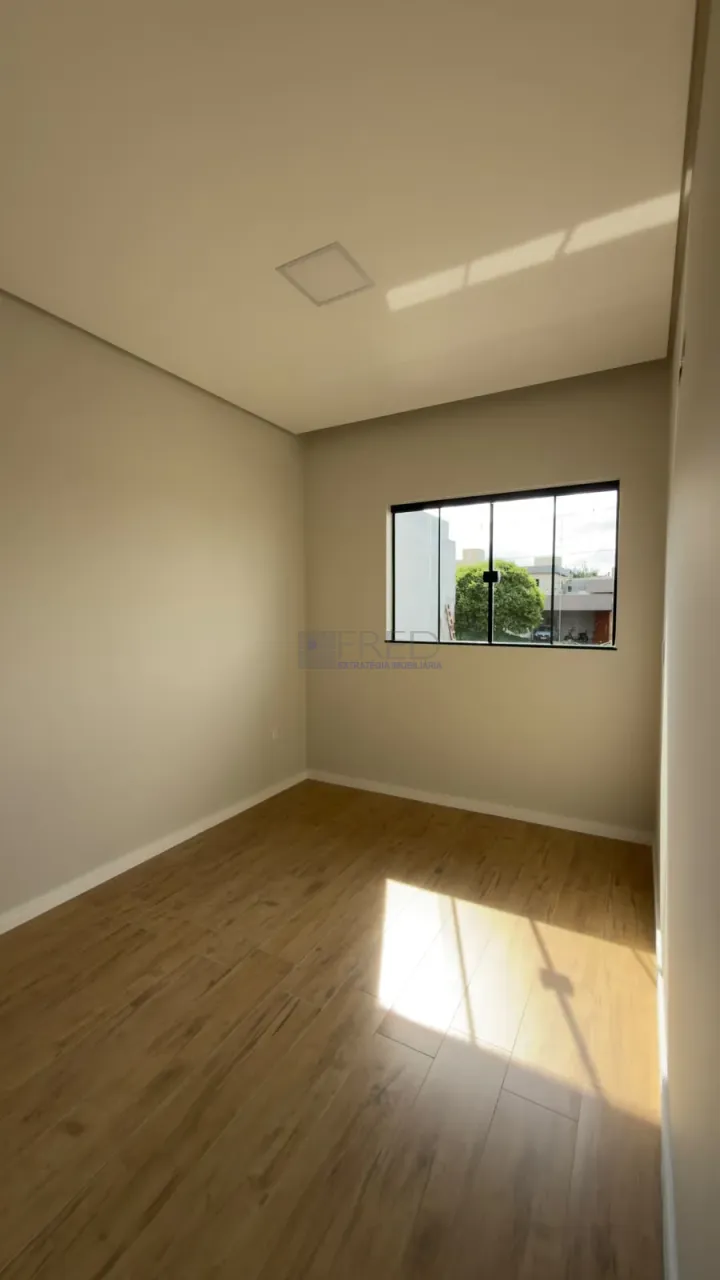 Imagens do imóveis RESIDENCIA A VENDA - CONDOMINIO MORADA DAS FLORES - ROSAS