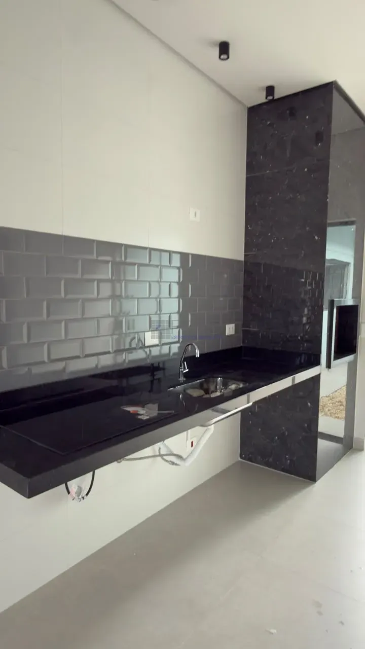 Imagens do imóveis RESIDENCIA A VENDA CONDOMINIO MORADA DAS FLORES - AZALÉIAS