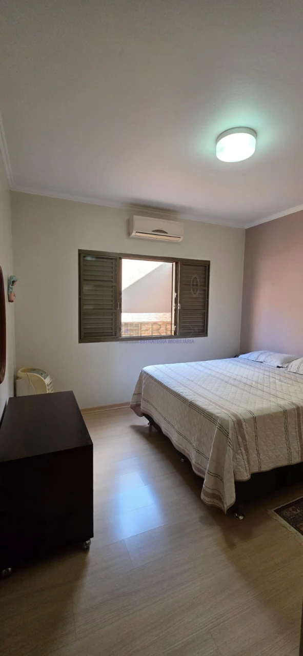 LINDA CASA TÉRREA A VENDA