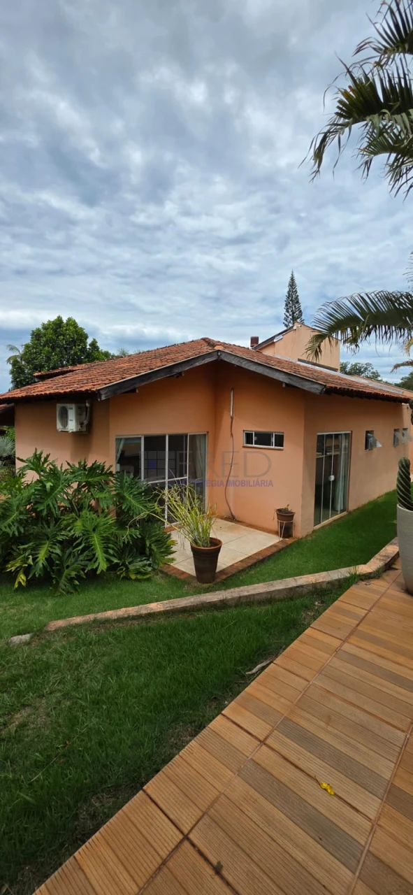 LINDA CHACARA A VENDA, PORTEIRA FECHADA - MORADIA OU LAZER EM CAMBÉ PR