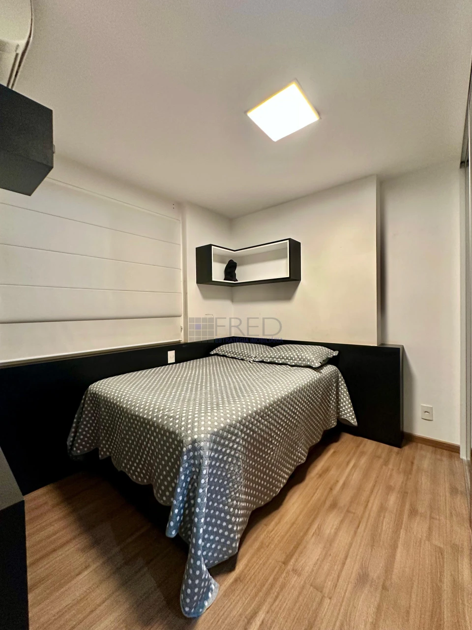 APARTAMENTO A VENDA NO EDIFÍCIO FERNANDO PESSOA