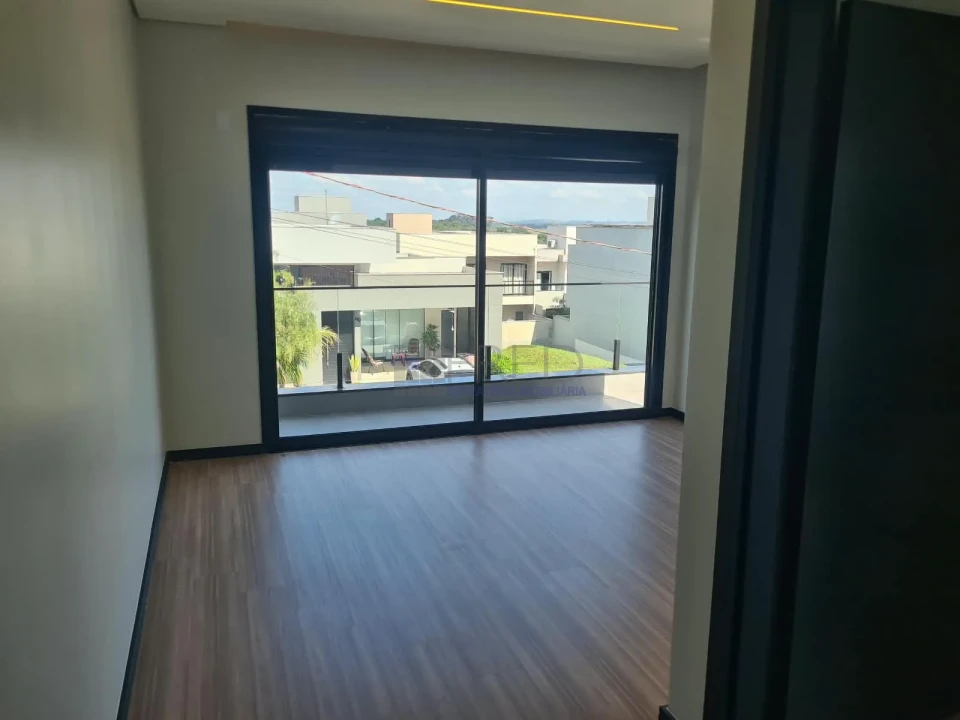 Imagens do imóveis LINDA RESIDECIA Á VENDA - 3 SUÍTES - CONDOMINIO  MORADAS DO VALE