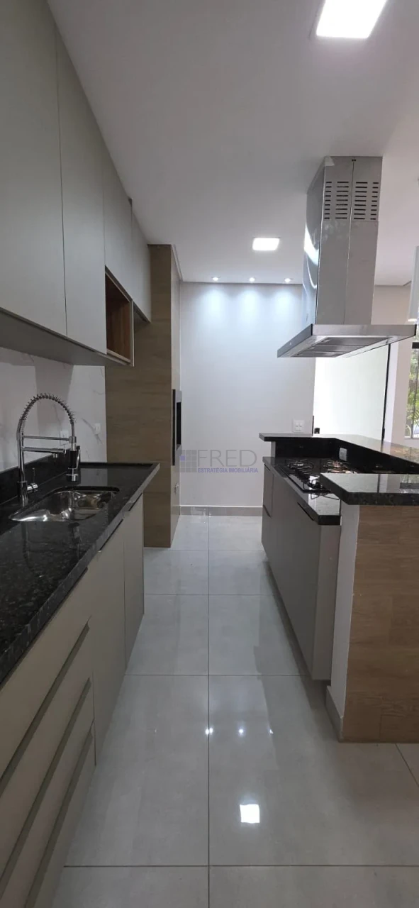 Imagens do imóveis LINDA CASA TÉRREA A VENDA - COMPLETA DE ARMARIOS - HEIMTAL PARK