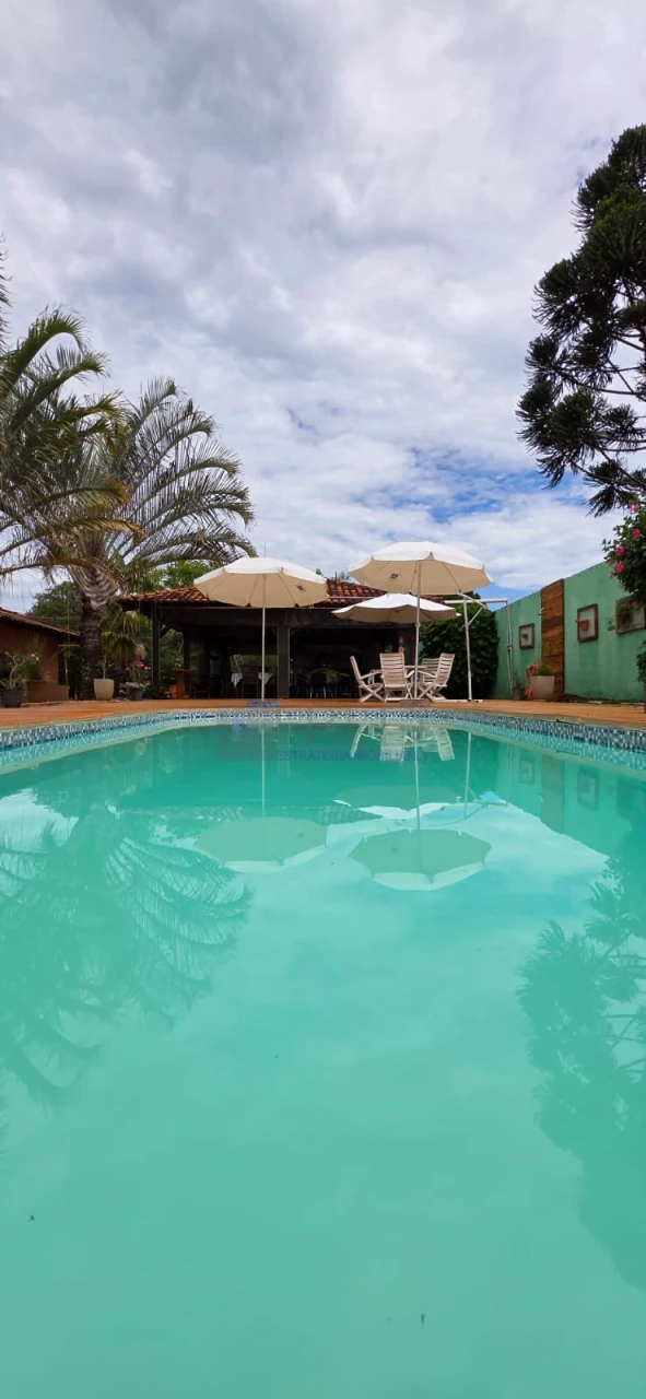 LINDA CHACARA A VENDA, PORTEIRA FECHADA - MORADIA OU LAZER EM CAMBÉ PR