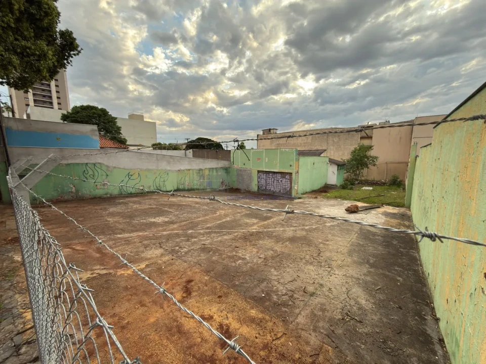 Imagens do imóveis TERRENO COMERCIAL Á VENDA