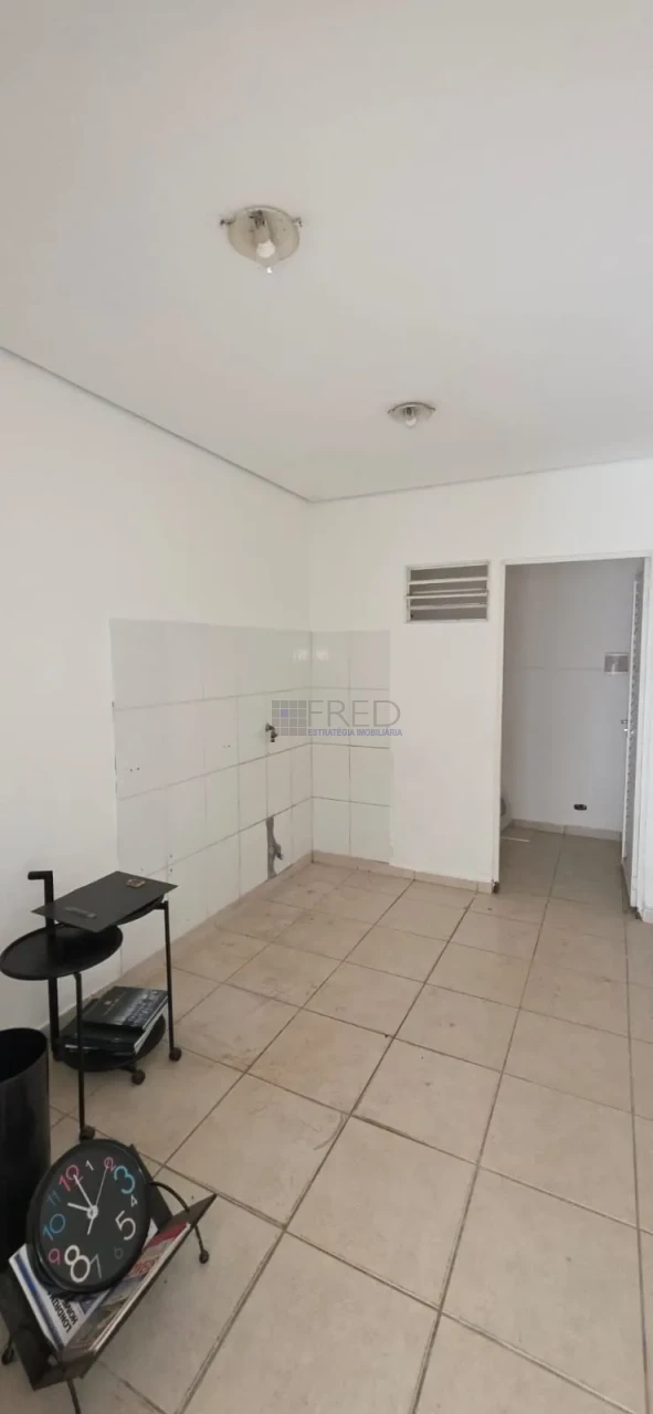 Imagens do imóveis EXCELENTE ESPAÇO COMERCIAL PARA LOCAÇÃO - RUA RUBENS CARLOS DE JESUS - REGIÃO SUL