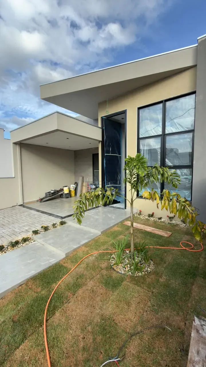 Imagens do imóveis LINDA CASA TÉRREA Á VENDA - CONDOMINIO MORADA DAS FLORES - ROSAS
