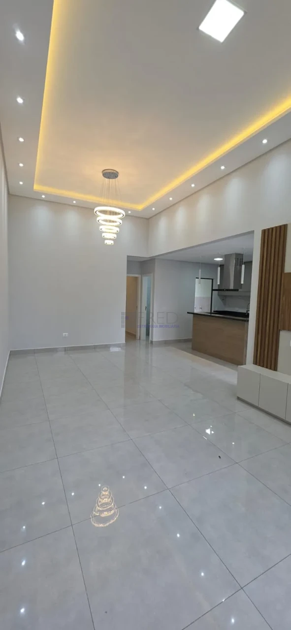 Imagens do imóveis LINDA CASA TÉRREA A VENDA - COMPLETA DE ARMARIOS - HEIMTAL PARK