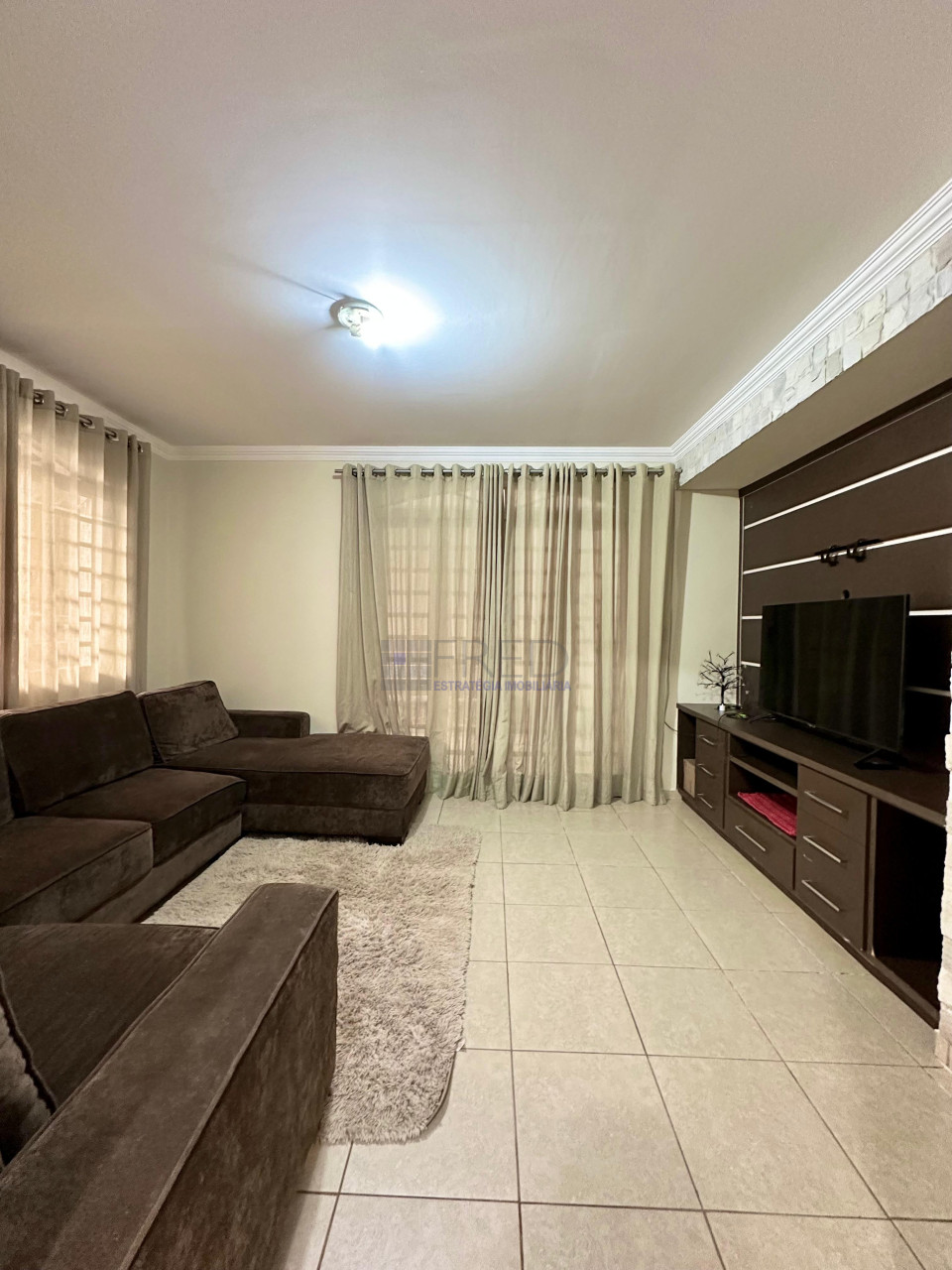 CASA À VENDA JARDIM GUARARAPES LONDRINA