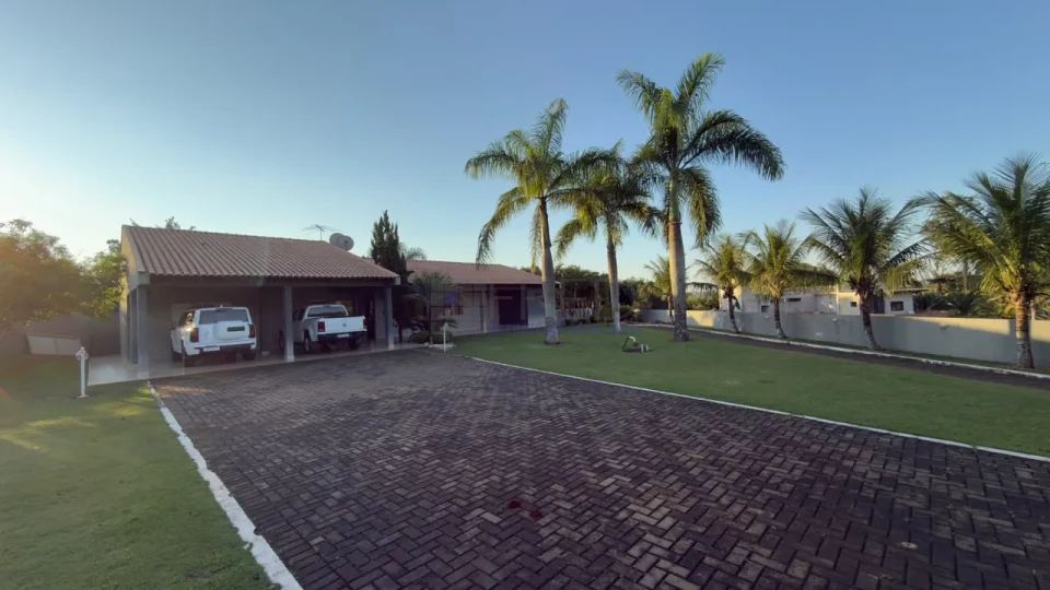 Imagens do imóveis LINDA CASA A VENDA - RECANTO GOLF VILLE