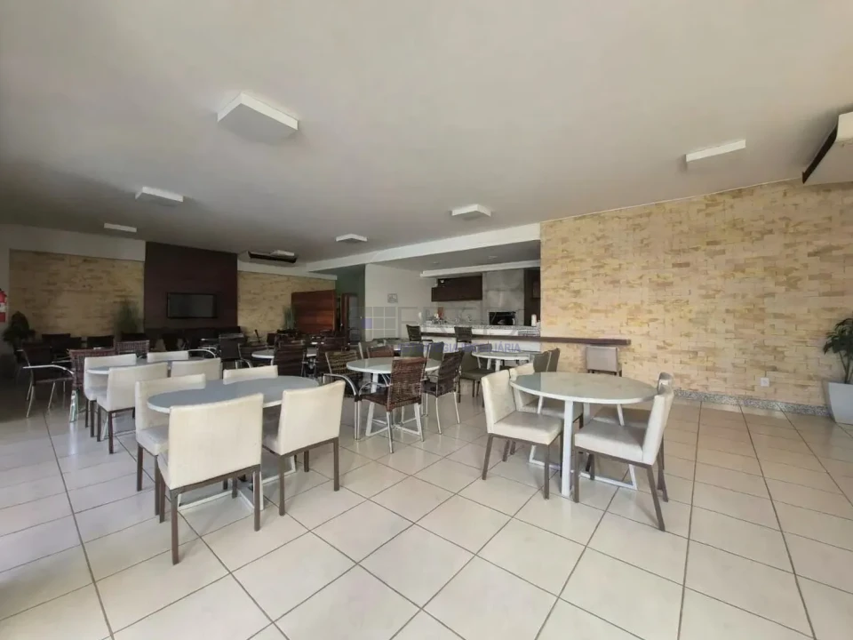 Imagens do imóveis APARTAMENTOAVENDA -ANDAR BAIXO - TORRES INGLATERRA