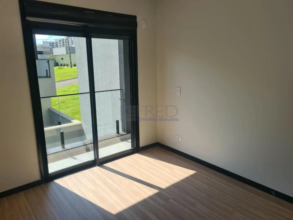 Imagens do imóveis LINDA RESIDECIA Á VENDA - 3 SUÍTES - CONDOMINIO  MORADAS DO VALE