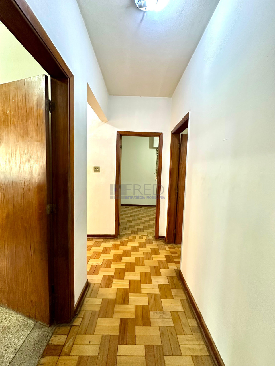 APARTAMENTO A VENDA NO EDIFÍCIO PIAUÍ