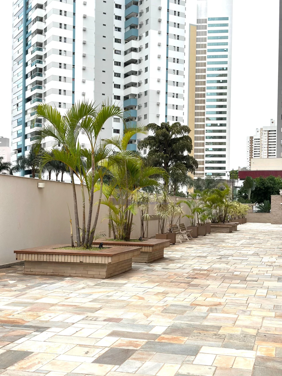 APARTAMENTO A VENDA NO EDIFÍCIO FERNANDO PESSOA