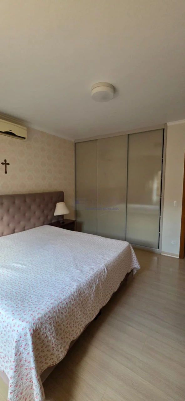 LINDA CASA TÉRREA A VENDA