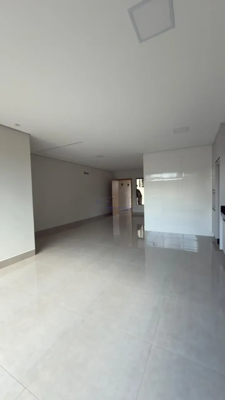 Imagens do imóveis RESIDENCIA A VENDA - CONDOMINIO MORADA DAS FLORES - ROSAS
