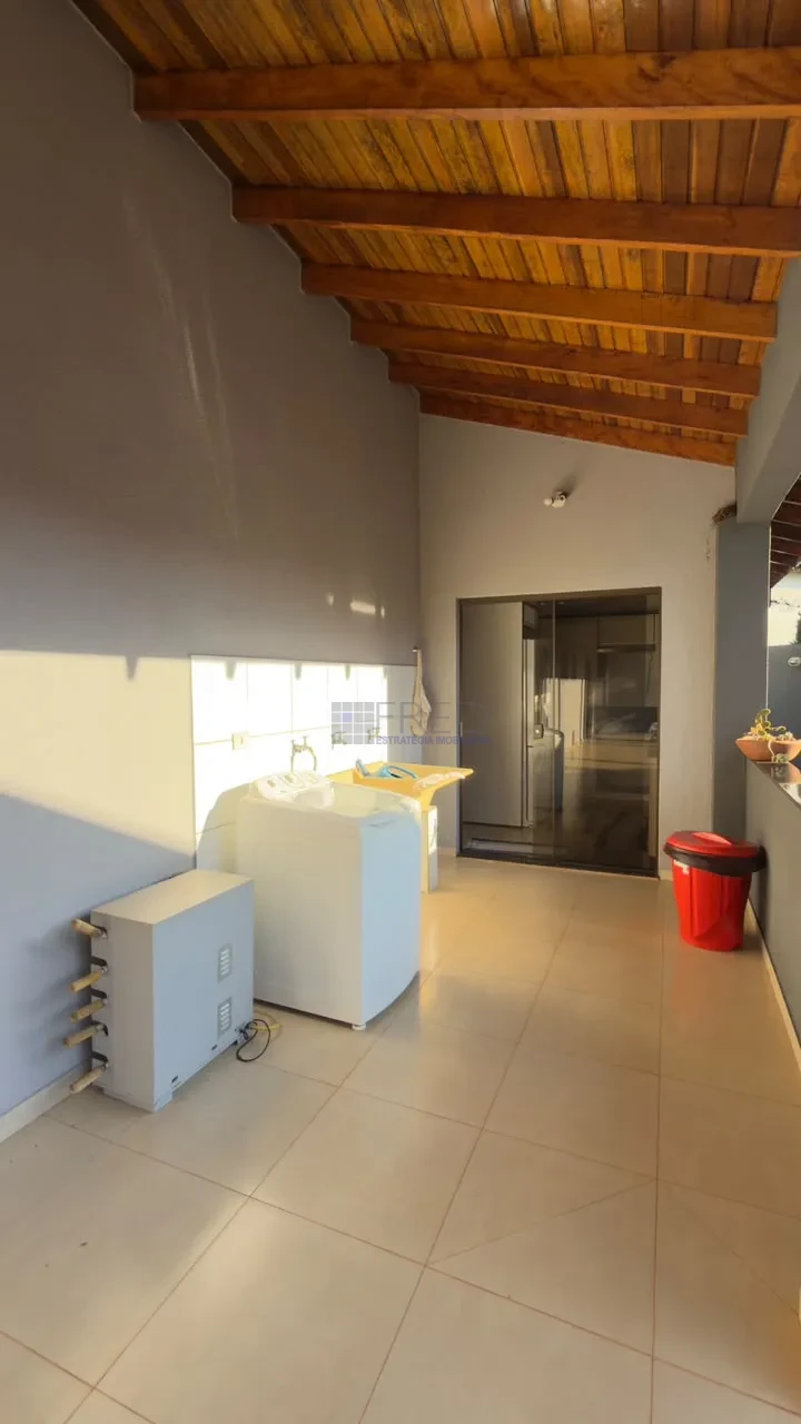 Imagens do imóveis LINDA CASA A VENDA - RECANTO GOLF VILLE