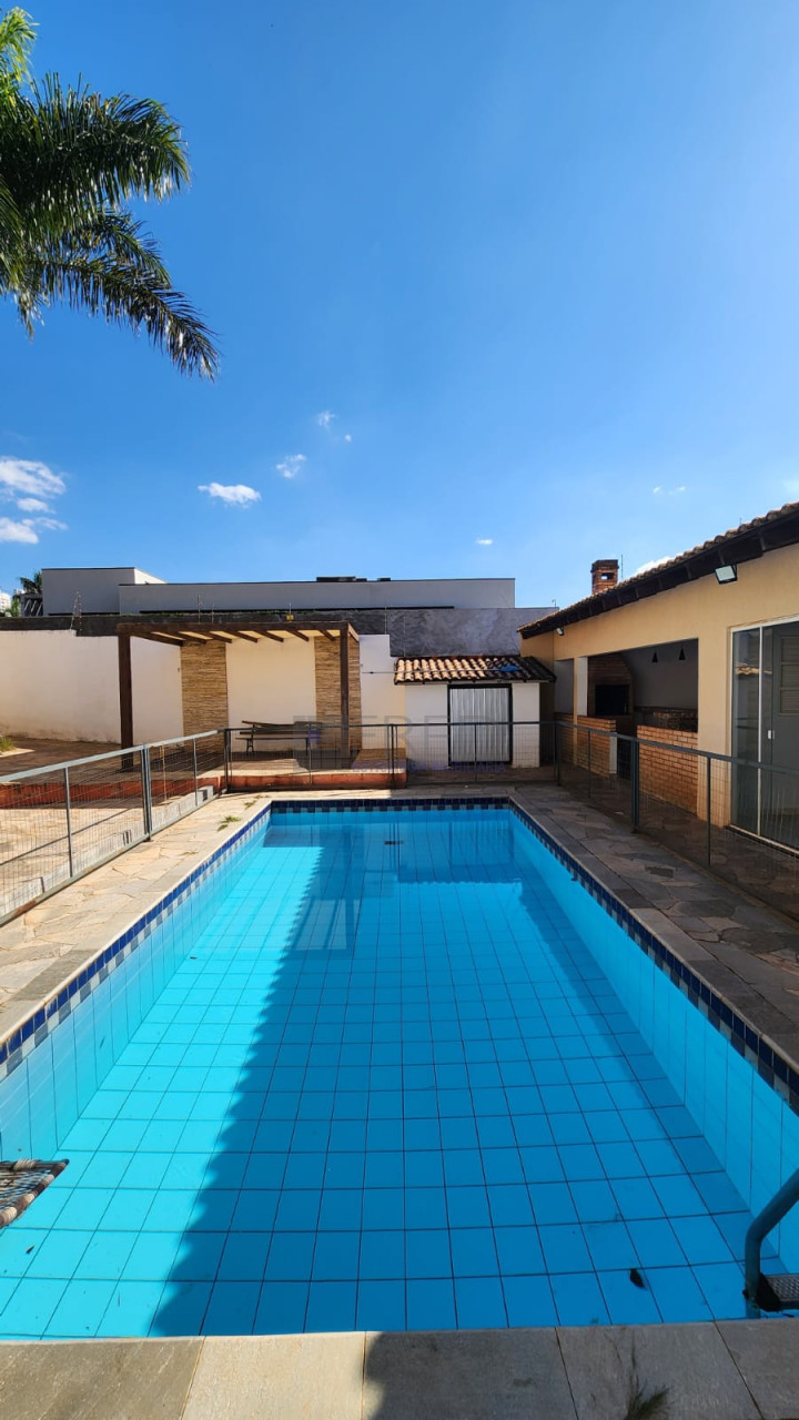 CASA DISPONIVEL PARA VENDA OU LOCAÇÃO - REGIÃO SUL DE LONDRINA