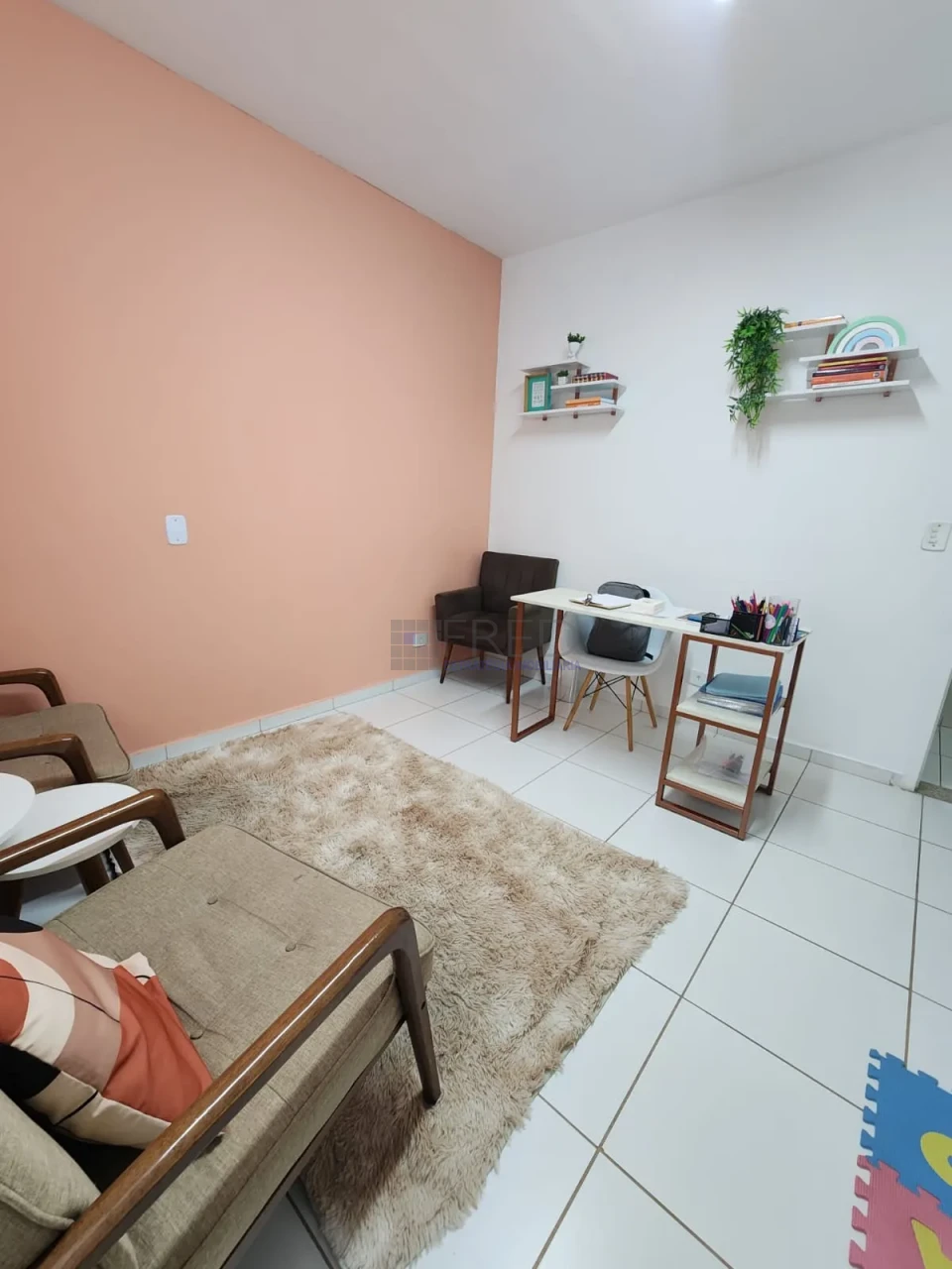 CASA COMERCIAL PARA LOCAÇÃO NO SHANGRI-LÁ