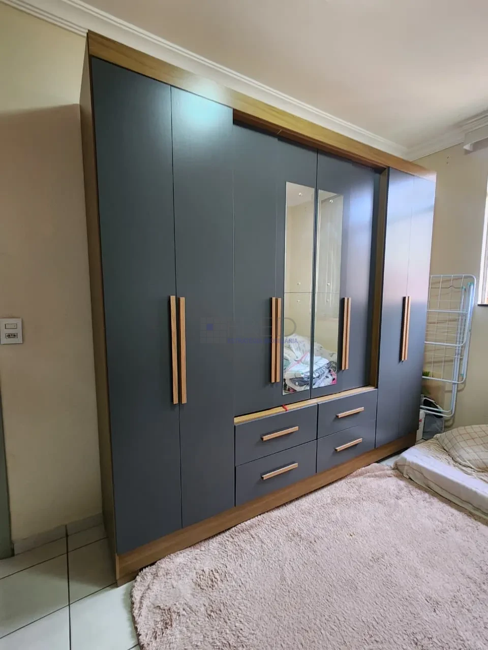 VENDO APARTAMENTO NO CONDOMÍNIO RESIDENCIAL ANSELMO VEDOATO
