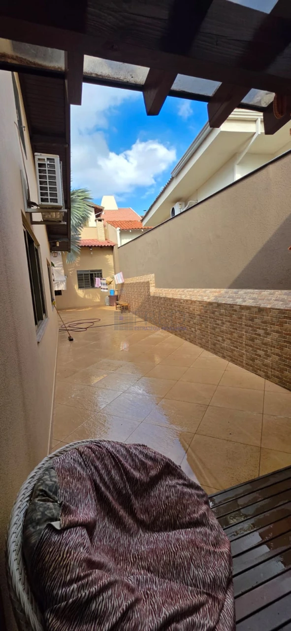 LINDA CASA TÉRREA A VENDA