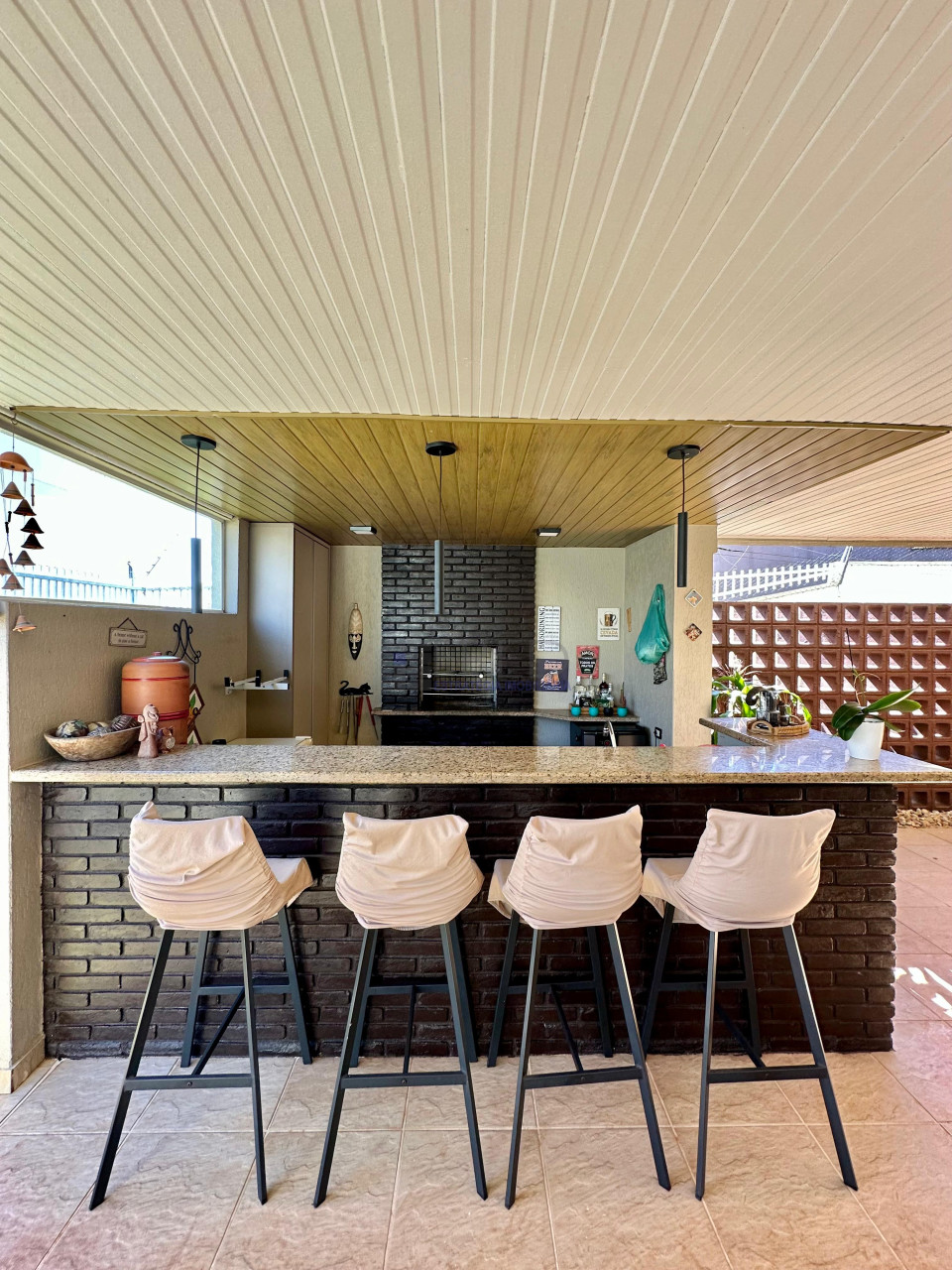 CASA A VENDA - LIMA AZEVEDO EM LONDRINA