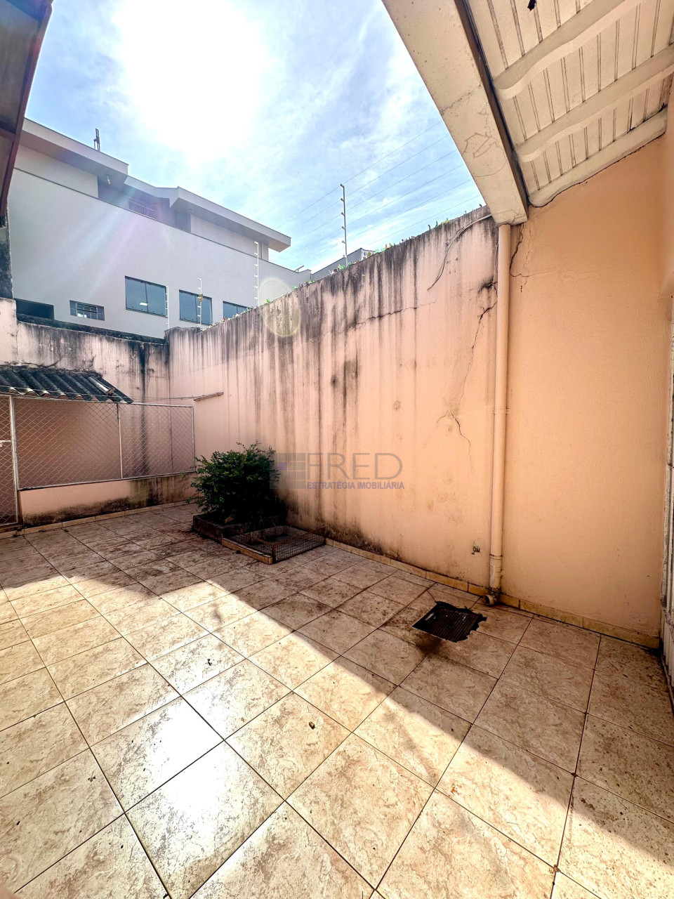 SOBRADO A VENDA EM CAMBÉ