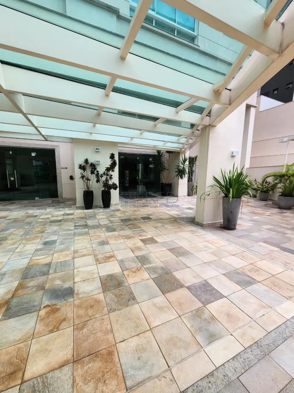 APARTAMENTO ANDAR ALTO, COMPLETO  "PORTEIRA FECHADA" - ÉLÉGANCE RESIDENCE