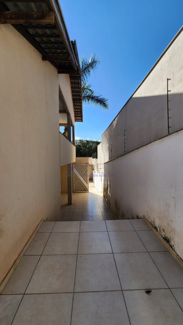CASA DISPONIVEL PARA VENDA OU LOCAÇÃO - REGIÃO SUL DE LONDRINA