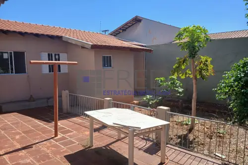 Casa Á Venda Bandeirantes Londrina