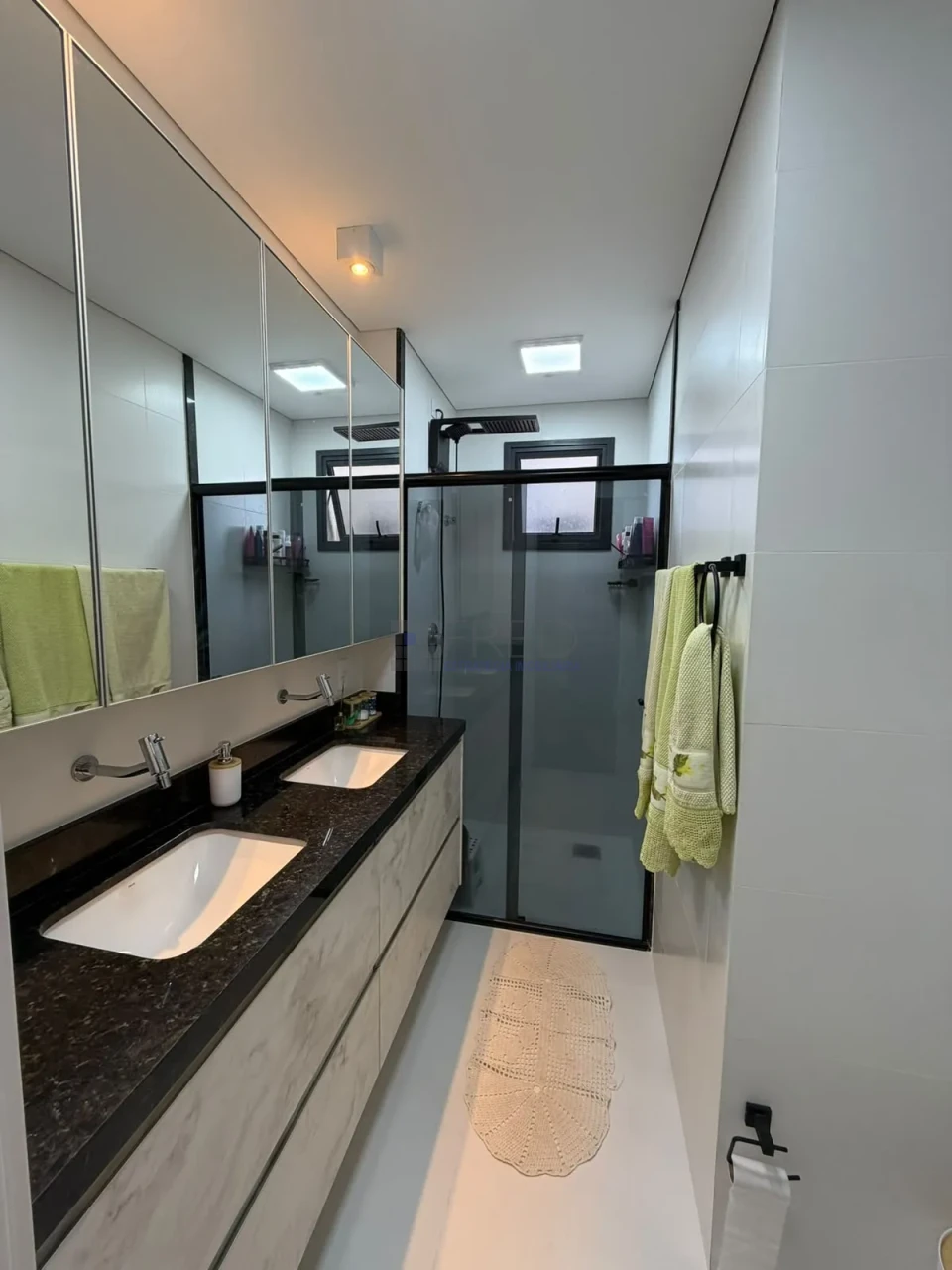 Imagens do imóveis APARTAMENTO  EDIFICIO ODYSSEY - ANDAR BAIXO - SOL DA MANHA - COMPLETO DE ARMARIOS