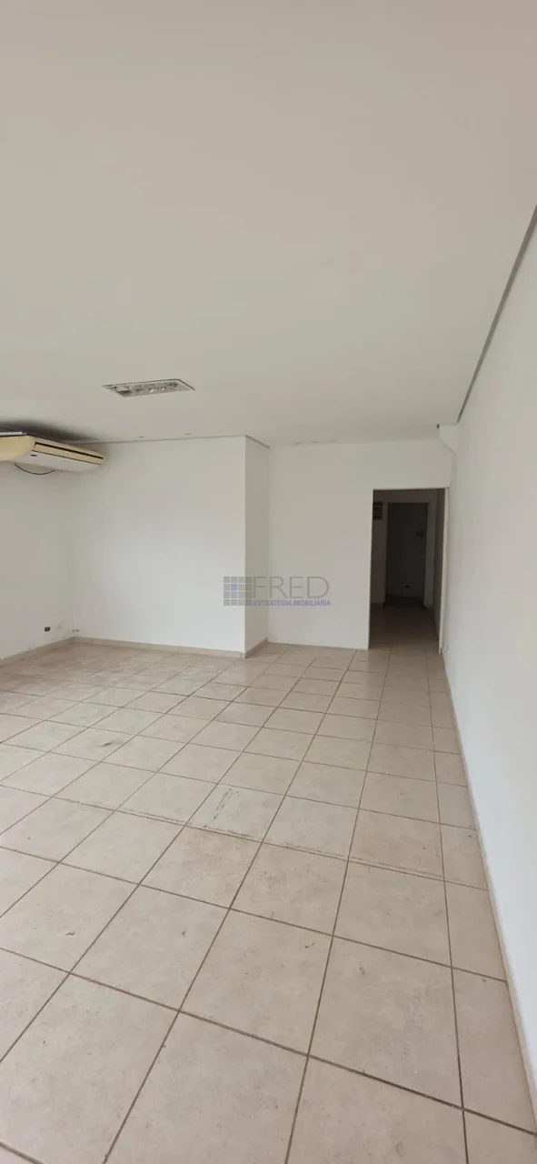 Imagens do imóveis EXCELENTE ESPAÇO COMERCIAL PARA LOCAÇÃO - RUA RUBENS CARLOS DE JESUS - REGIÃO SUL