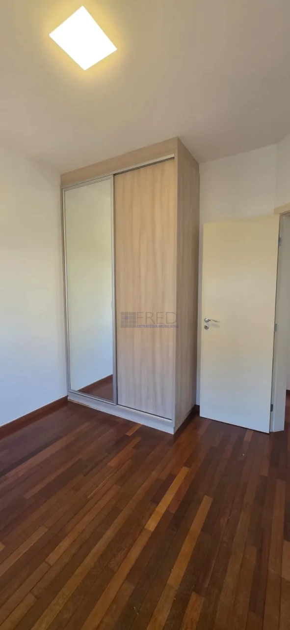Imagens do imóveis RESIDENCIA Á VENDA - ROYAL MAISON