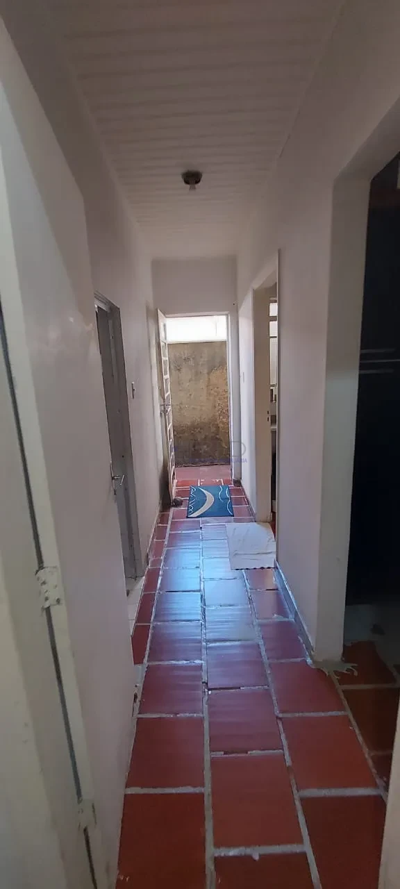 IMÓVEL COMERCIAL - CENTRO - ARAPONGAS -VENDA OU LOCAÇÃO