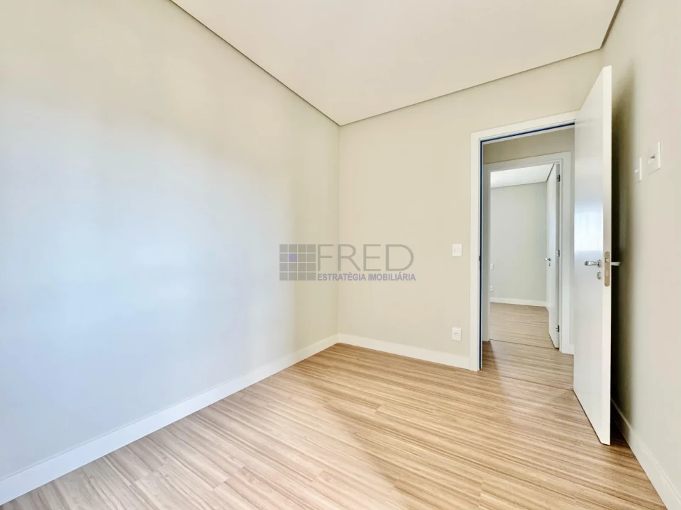 APARTAMENTO A VENDA - SOL DAMANHÃ - ANDAR  INTERMEDIÁRIO - CONDOMINIO ODYSSEY