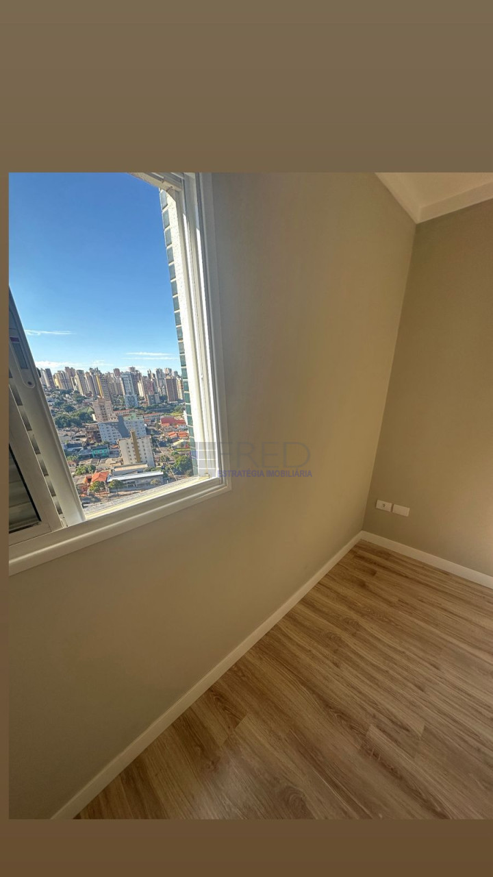 APARTAMENTO TODO REFORMADO - ANDAR ALTO - RESIDENCIAL KONSTANZ