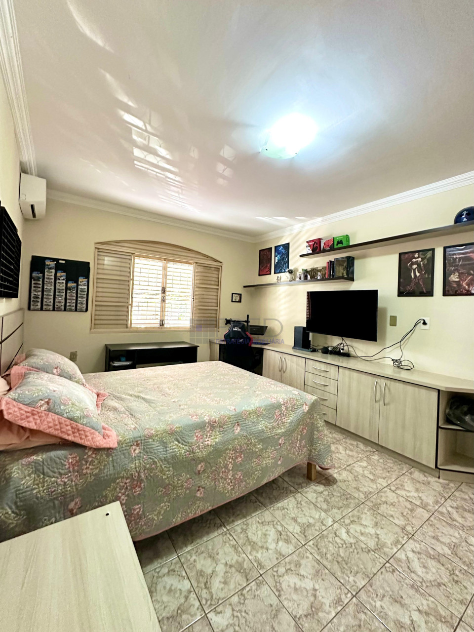 CASA À VENDA JARDIM GUARARAPES LONDRINA