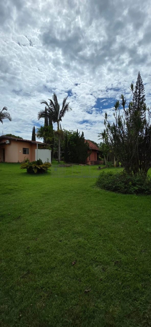 LINDA CHACARA A VENDA, PORTEIRA FECHADA - MORADIA OU LAZER EM CAMBÉ PR