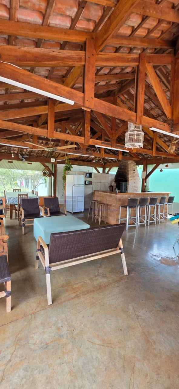 LINDA CHACARA A VENDA, PORTEIRA FECHADA - MORADIA OU LAZER EM CAMBÉ PR