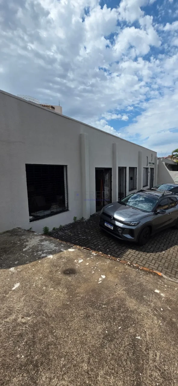 Imagens do imóveis TERRENO COMERCIAL A VENDA COM CONSTRUÇÃO DE GALERIA DE LOJAS INACABADA