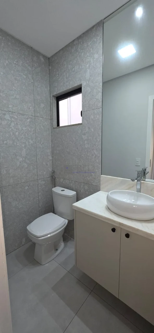 Imagens do imóveis LINDA CASA TÉRREA A VENDA - COMPLETA DE ARMARIOS - HEIMTAL PARK