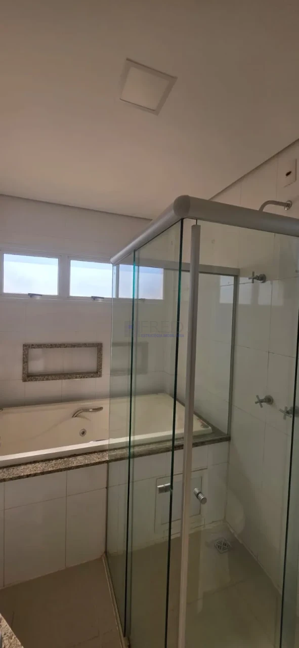 Imagens do imóveis RESIDENCIA Á VENDA - ROYAL MAISON