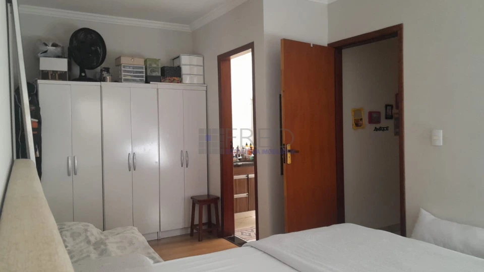 Imagens do imóveis Casa Em Condomínio À Venda