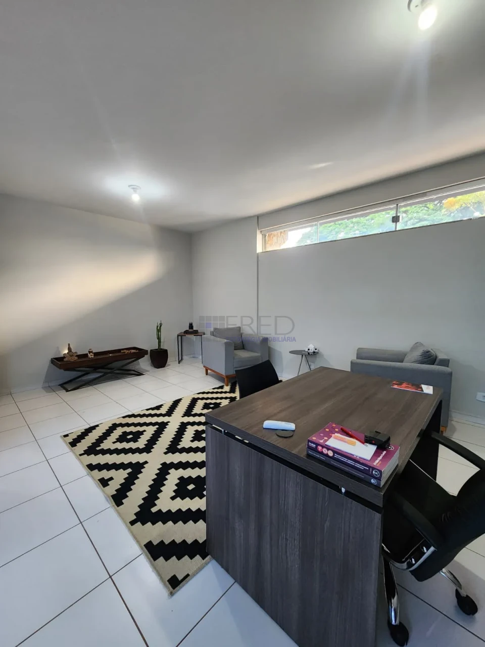 CASA COMERCIAL PARA LOCAÇÃO NO SHANGRI-LÁ