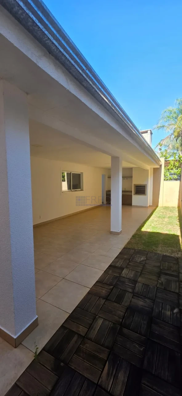 Imagens do imóveis RESIDENCIA Á VENDA - ROYAL MAISON