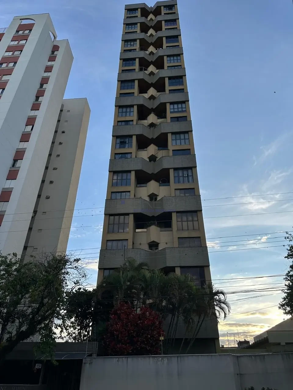 APARTAMENTO DUPLEX A VENDA - SAINT  SIMON RESIDENCE - MOBILIADO