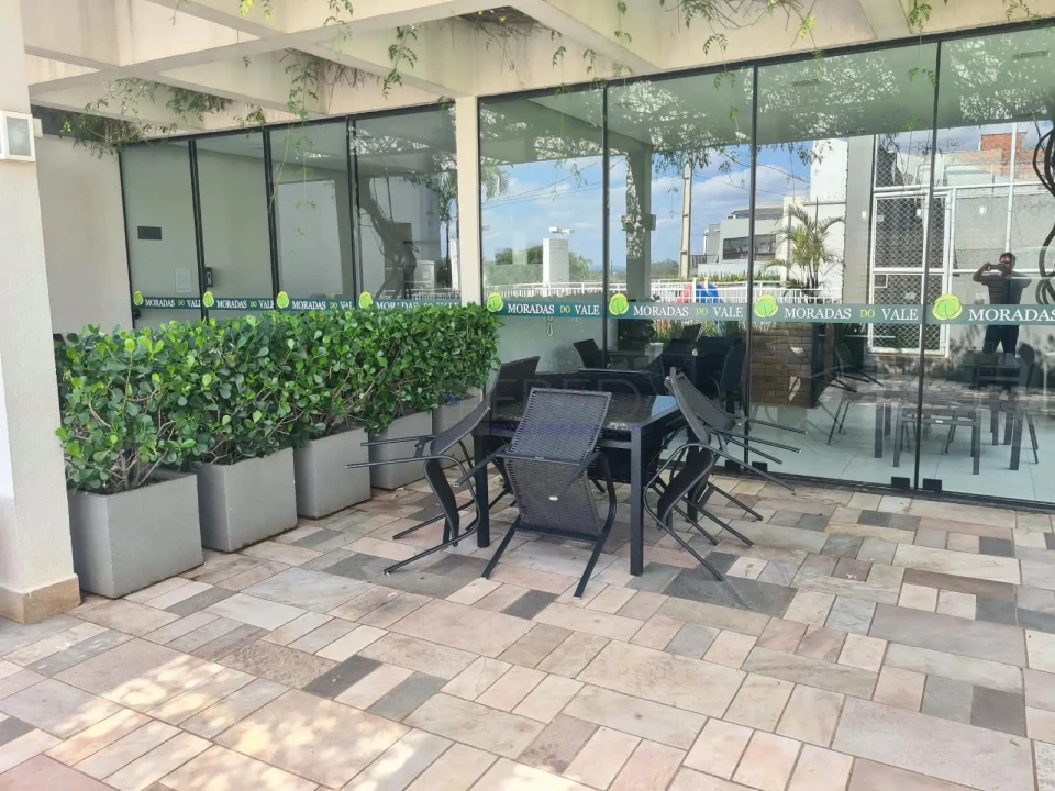 Imagens do imóveis LINDA RESIDECIA Á VENDA - 3 SUÍTES - CONDOMINIO  MORADAS DO VALE