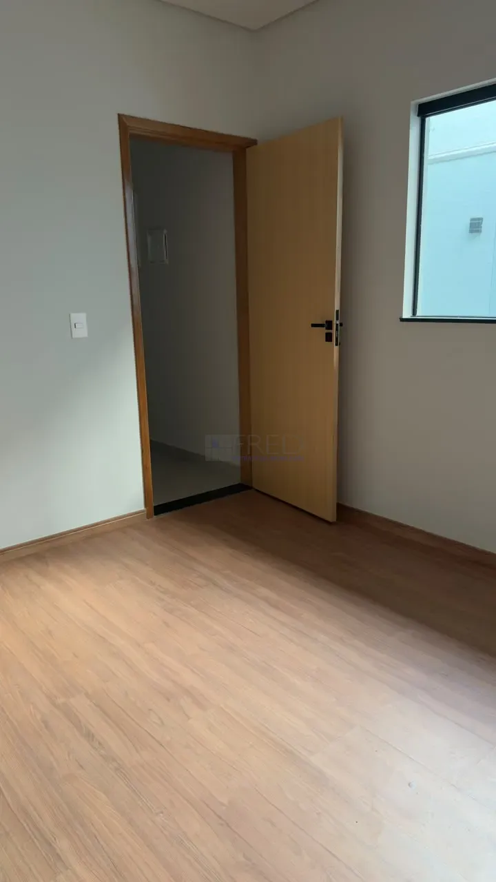 Imagens do imóveis RESIDENCIA A VENDA CONDOMINIO MORADA DAS FLORES - AZALÉIAS
